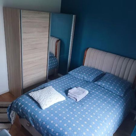 Logement A Cote De L'Aeroport Orly Ати-Мон Экстерьер фото