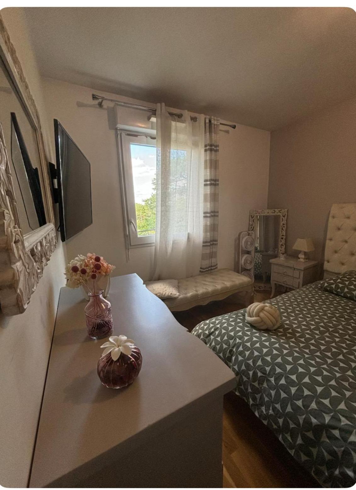Logement A Cote De L'Aeroport Orly Ати-Мон Экстерьер фото